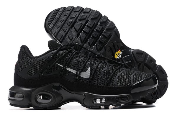 Nike Air Max Plus Utility (M) Black Sneakers