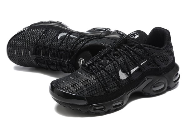 Nike Air Max Plus Utility (M) Black Sneakers