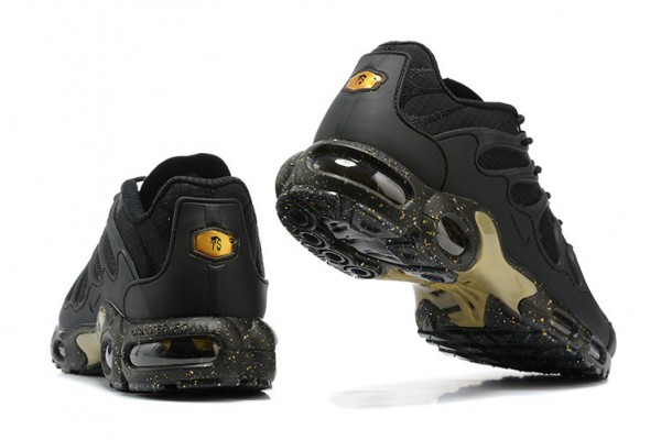 Nike Air Max Terrascape Plus (M) Black Yellow Sneakers