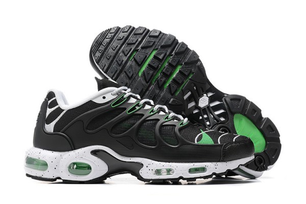 Nike Air Max Terrascape Plus (M) Green Strike DV7513-003 Sneakers